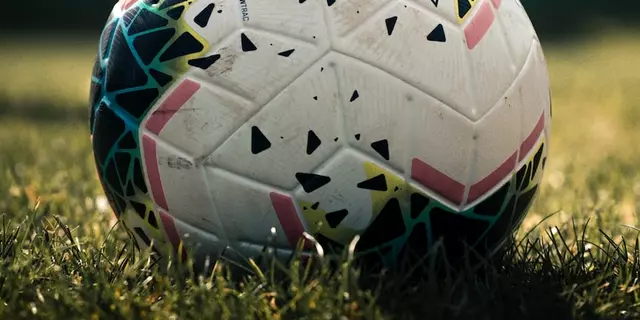 Ist 13 zu spät, um ein Fußballspieler zu werden?
